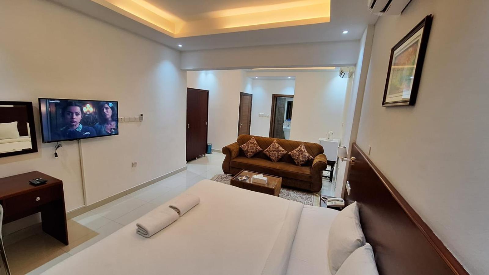 Aljawhara Inn Hotel Seeb Extérieur photo